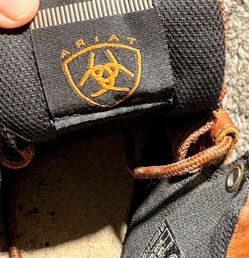 Ariat Terrain Leather Hiking Boot with ATS Technology - Picture 7 of 9